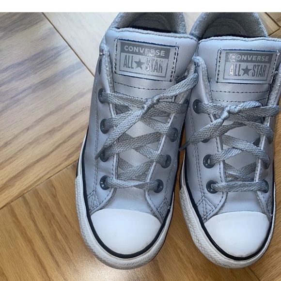Converse All Star Chuck Taylor Kid Junior Gray Leather Sneakers Size 3 666021C - Picture 3 of 10
